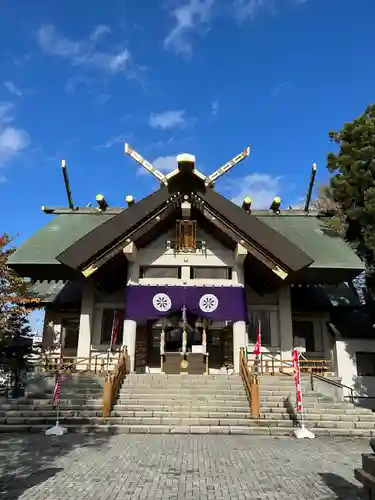 烈々布神社の本殿・本堂