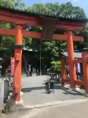 敢國神社の鳥居