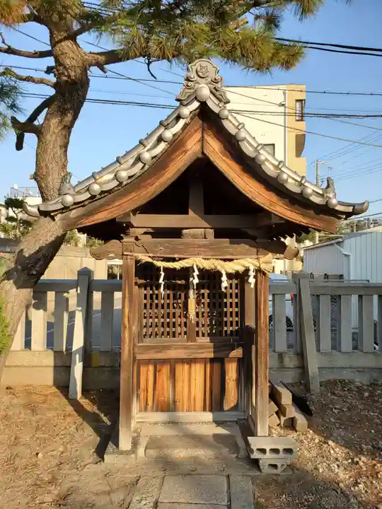 休天神社の末社・摂社