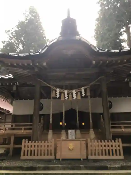 御岩神社の本殿・本堂