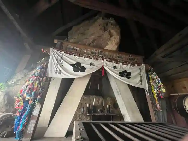 岩室観音堂(埼玉県)