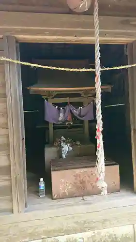 土屋稲荷神社の本殿・本堂