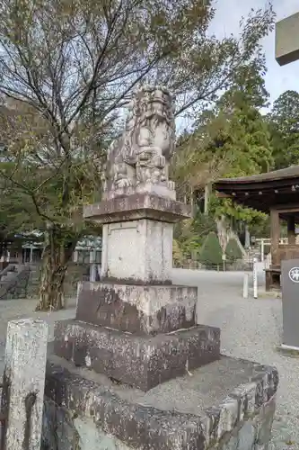 久津八幡宮の狛犬