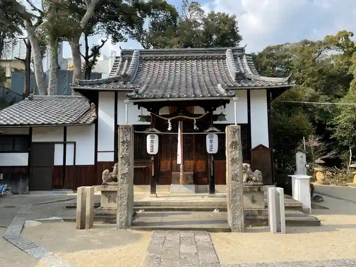 中野八幡神社の本殿・本堂