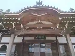 長光寺の本殿