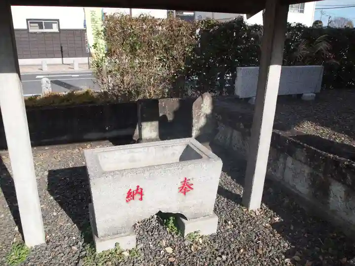雷電神社の手水舎