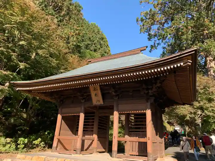 普門寺(切り絵御朱印発祥の寺)の山門・神門