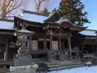 諏訪護国神社の本殿・本堂