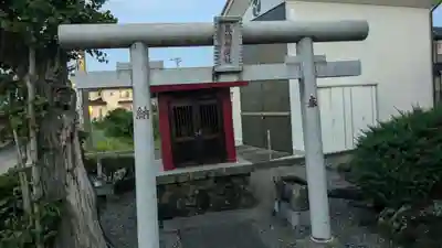 黒嶋稲荷神社の鳥居