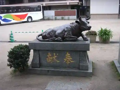 櫛田神社の像