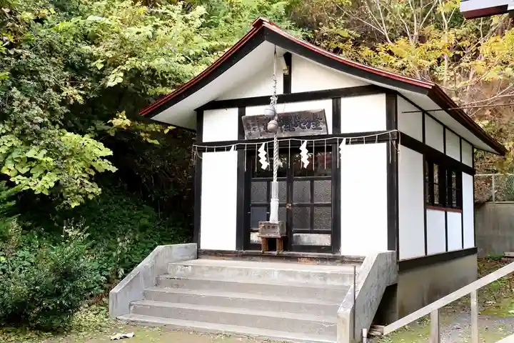 虻田神社の末社・摂社