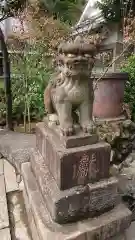 白山神社の狛犬