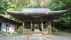 諏訪神社の本殿