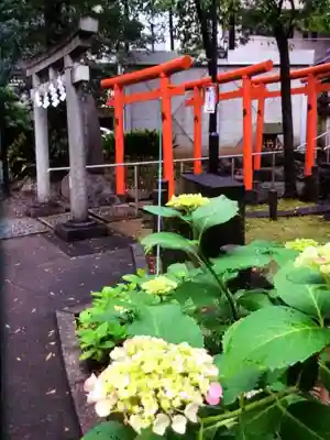 鳩森八幡神社の末社・摂社