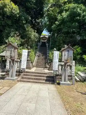 白旗神社(品濃白旗神社)の{uncategorized: "未分類", other: "その他", undefined: "問題あり", building: "その他建物", grave: "お墓", sacred_gate: "鳥居", guardian: "狛犬", statue: "像", buddha: "仏像", history: "歴史", nature: "自然", garden: "庭園", animal: "動物", pagoda: "塔", temizu: "手水舎", mountain_gate: "山門・神門", sanctuary: "本殿・本堂", subordinate: "末社・摂社", art: "芸術", scenery: "景色", jizo: "地蔵", ema: "絵馬", goshuin: "御朱印", omikuji: "おみくじ", items: "授与品その他", amulet: "お守り", goshuincho: "御朱印帳", eats: "食事", festival: "お祭り", votive_dance: "神楽", shichigosan: "七五三参", wedding: "結婚式", experience: "体験その他", initially: "初詣", around: "周辺", anti_infection: "感染症対策"}