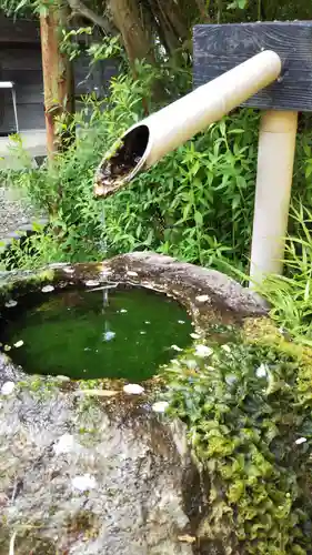 畑子安神社の手水舎