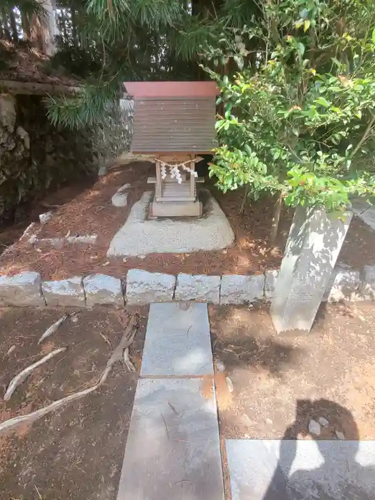 稲田神社の末社・摂社