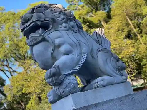 富知六所浅間神社の狛犬