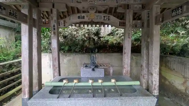 持寳院(多氣山不動尊)の{uncategorized: "未分類", other: "その他", undefined: "問題あり", building: "その他建物", grave: "お墓", sacred_gate: "鳥居", guardian: "狛犬", statue: "像", buddha: "仏像", history: "歴史", nature: "自然", garden: "庭園", animal: "動物", pagoda: "塔", temizu: "手水舎", mountain_gate: "山門・神門", sanctuary: "本殿・本堂", subordinate: "末社・摂社", art: "芸術", scenery: "景色", jizo: "地蔵", ema: "絵馬", goshuin: "御朱印", omikuji: "おみくじ", items: "授与品その他", amulet: "お守り", goshuincho: "御朱印帳", eats: "食事", festival: "お祭り", votive_dance: "神楽", shichigosan: "七五三参", wedding: "結婚式", experience: "体験その他", initially: "初詣", around: "周辺", anti_infection: "感染症対策"}