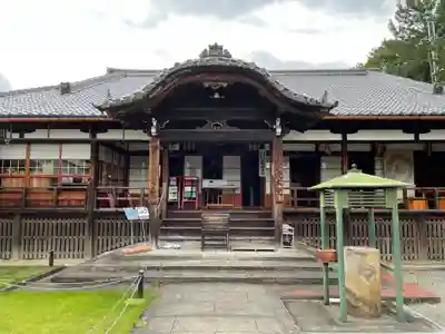 即成院の本殿・本堂