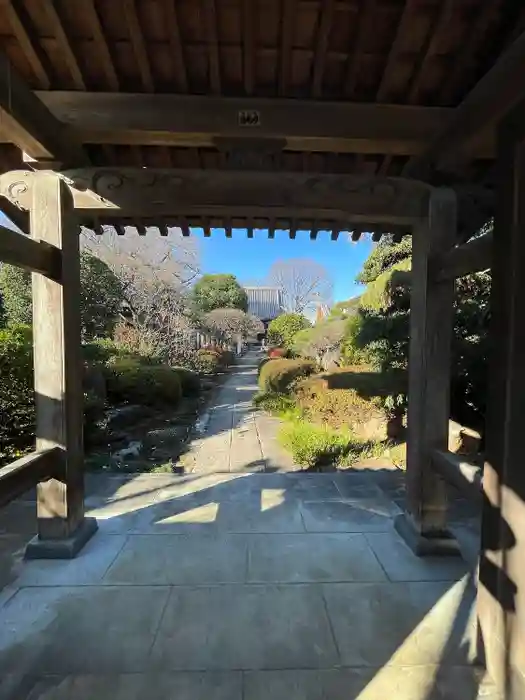 船橋不動尊　寳性寺の山門