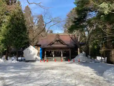 猿賀神社の{uncategorized: "未分類", other: "その他", undefined: "問題あり", building: "その他建物", grave: "お墓", sacred_gate: "鳥居", guardian: "狛犬", statue: "像", buddha: "仏像", history: "歴史", nature: "自然", garden: "庭園", animal: "動物", pagoda: "塔", temizu: "手水舎", mountain_gate: "山門・神門", sanctuary: "本殿・本堂", subordinate: "末社・摂社", art: "芸術", scenery: "景色", jizo: "地蔵", ema: "絵馬", goshuin: "御朱印", omikuji: "おみくじ", items: "授与品その他", amulet: "お守り", goshuincho: "御朱印帳", eats: "食事", festival: "お祭り", votive_dance: "神楽", shichigosan: "七五三参", wedding: "結婚式", experience: "体験その他", initially: "初詣", around: "周辺", anti_infection: "感染症対策"}