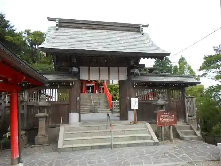 霞神社の山門・神門