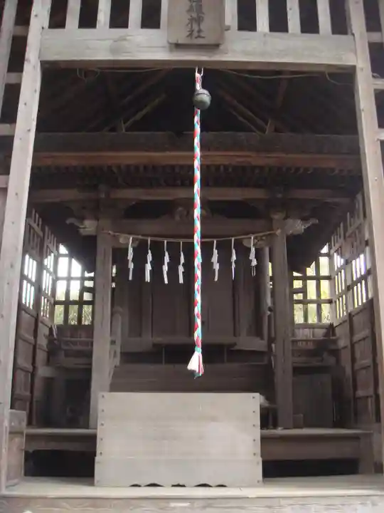 中氷川神社の末社・摂社