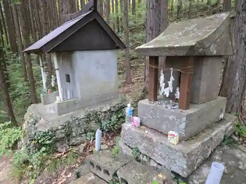 岩戸神社(長野県)