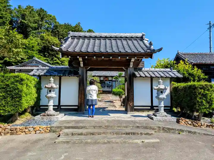 白泉寺の山門・神門
