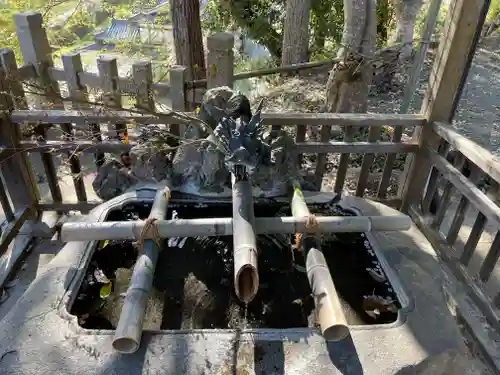 大原神社の手水舎