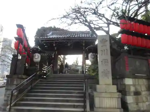 豊川稲荷東京別院の山門・神門