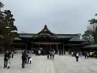 寒川神社の{uncategorized: "未分類", other: "その他", undefined: "問題あり", building: "その他建物", grave: "お墓", sacred_gate: "鳥居", guardian: "狛犬", statue: "像", buddha: "仏像", history: "歴史", nature: "自然", garden: "庭園", animal: "動物", pagoda: "塔", temizu: "手水舎", mountain_gate: "山門・神門", sanctuary: "本殿・本堂", subordinate: "末社・摂社", art: "芸術", scenery: "景色", jizo: "地蔵", ema: "絵馬", goshuin: "御朱印", omikuji: "おみくじ", items: "授与品その他", amulet: "お守り", goshuincho: "御朱印帳", eats: "食事", festival: "お祭り", votive_dance: "神楽", shichigosan: "七五三参", wedding: "結婚式", experience: "体験その他", initially: "初詣", around: "周辺", anti_infection: "感染症対策"}