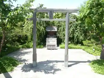 鉄道神社の本殿・本堂