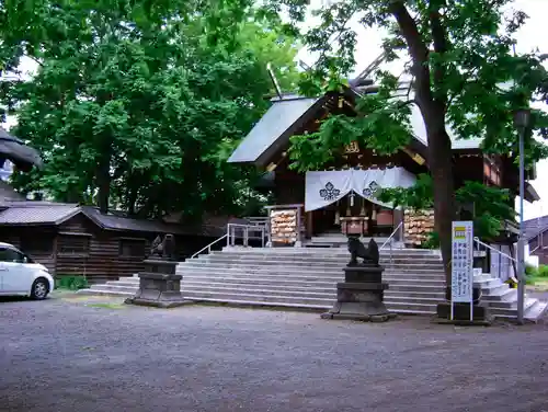 札幌諏訪神社の本殿・本堂