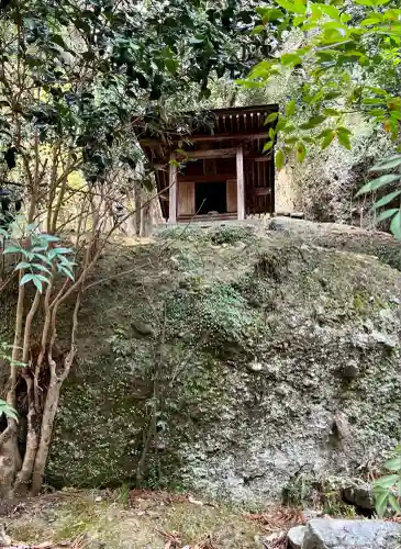 開道石割稲荷神社(山梨県)