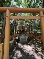 札幌鑛霊神社の鳥居