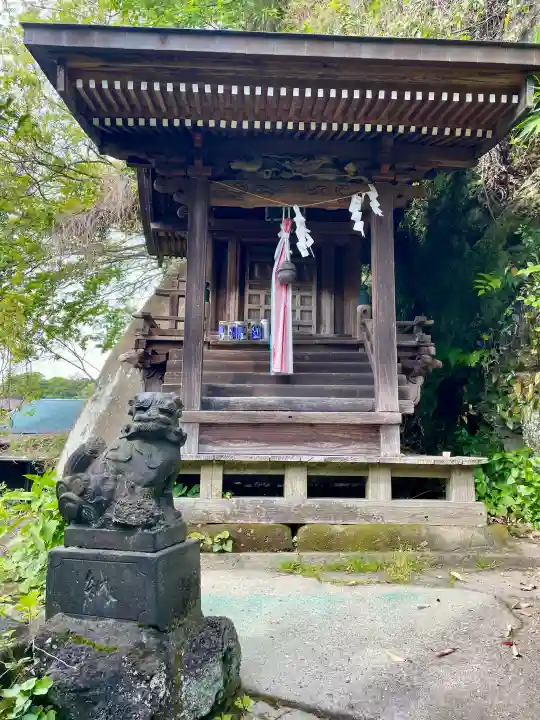 八幡宮の{uncategorized: "未分類", other: "その他", undefined: "問題あり", building: "その他建物", grave: "お墓", sacred_gate: "鳥居", guardian: "狛犬", statue: "像", buddha: "仏像", history: "歴史", nature: "自然", garden: "庭園", animal: "動物", pagoda: "塔", temizu: "手水舎", mountain_gate: "山門・神門", sanctuary: "本殿・本堂", subordinate: "末社・摂社", art: "芸術", scenery: "景色", jizo: "地蔵", ema: "絵馬", goshuin: "御朱印", omikuji: "おみくじ", items: "授与品その他", amulet: "お守り", goshuincho: "御朱印帳", eats: "食事", festival: "お祭り", votive_dance: "神楽", shichigosan: "七五三参", wedding: "結婚式", experience: "体験その他", initially: "初詣", around: "周辺", anti_infection: "感染症対策"}