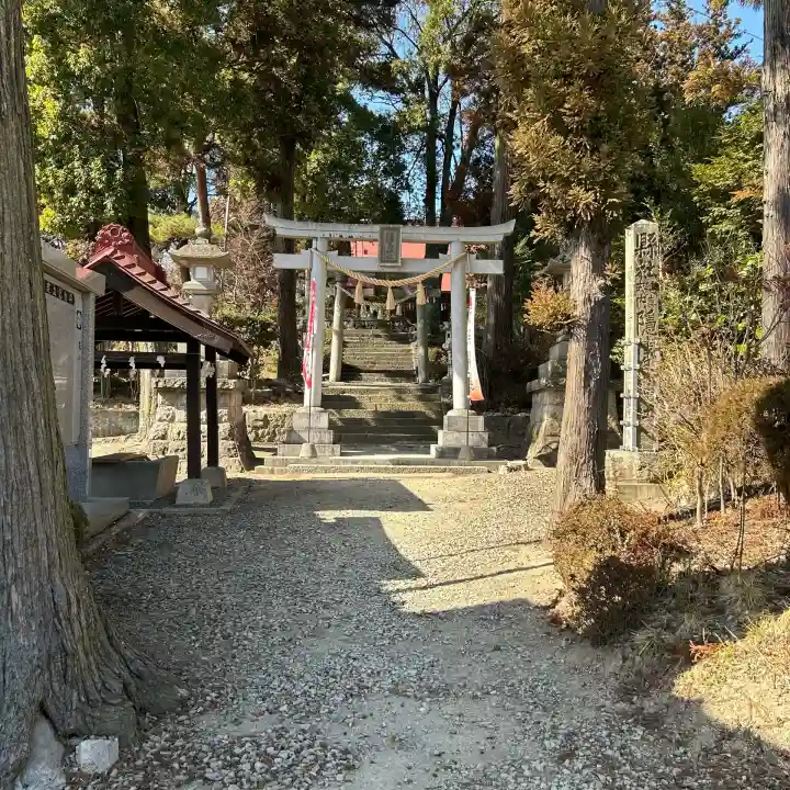 隠津島神社の{uncategorized: "未分類", other: "その他", undefined: "問題あり", building: "その他建物", grave: "お墓", sacred_gate: "鳥居", guardian: "狛犬", statue: "像", buddha: "仏像", history: "歴史", nature: "自然", garden: "庭園", animal: "動物", pagoda: "塔", temizu: "手水舎", mountain_gate: "山門・神門", sanctuary: "本殿・本堂", subordinate: "末社・摂社", art: "芸術", scenery: "景色", jizo: "地蔵", ema: "絵馬", goshuin: "御朱印", omikuji: "おみくじ", items: "授与品その他", amulet: "お守り", goshuincho: "御朱印帳", eats: "食事", festival: "お祭り", votive_dance: "神楽", shichigosan: "七五三参", wedding: "結婚式", experience: "体験その他", initially: "初詣", around: "周辺", anti_infection: "感染症対策"}