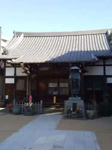 谷中西光寺の本殿・本堂