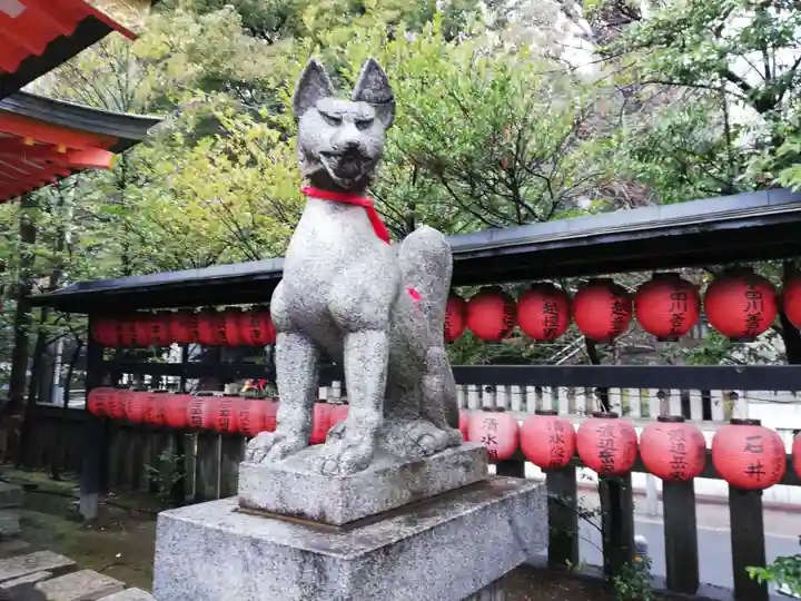 豊栄稲荷神社の狛犬