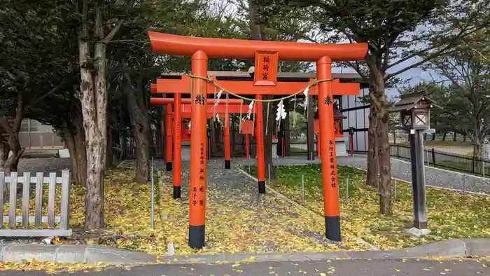 稲荷宮・妙見宮・厳島神社（中嶋神社境内三社）の鳥居