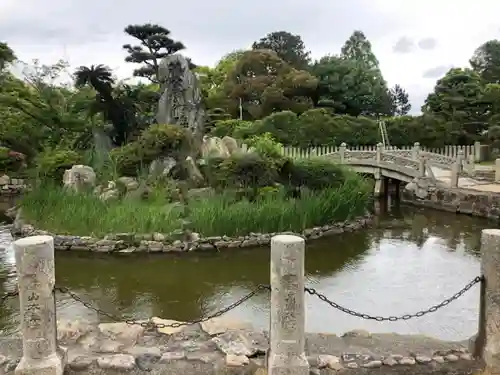 曽根天満宮の庭園