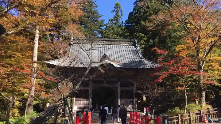 榛名神社の山門・神門