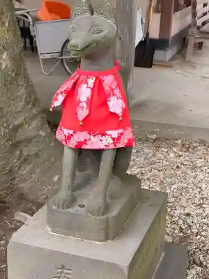 三皇熊野神社本宮の{uncategorized: "未分類", other: "その他", undefined: "問題あり", building: "その他建物", grave: "お墓", sacred_gate: "鳥居", guardian: "狛犬", statue: "像", buddha: "仏像", history: "歴史", nature: "自然", garden: "庭園", animal: "動物", pagoda: "塔", temizu: "手水舎", mountain_gate: "山門・神門", sanctuary: "本殿・本堂", subordinate: "末社・摂社", art: "芸術", scenery: "景色", jizo: "地蔵", ema: "絵馬", goshuin: "御朱印", omikuji: "おみくじ", items: "授与品その他", amulet: "お守り", goshuincho: "御朱印帳", eats: "食事", festival: "お祭り", votive_dance: "神楽", shichigosan: "七五三参", wedding: "結婚式", experience: "体験その他", initially: "初詣", around: "周辺", anti_infection: "感染症対策"}