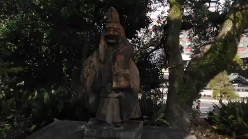 小倉祇園八坂神社の像