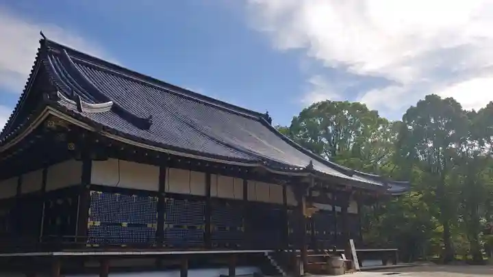 仁和寺の本殿・本堂