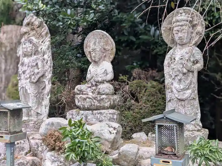 無動寺(三重県)