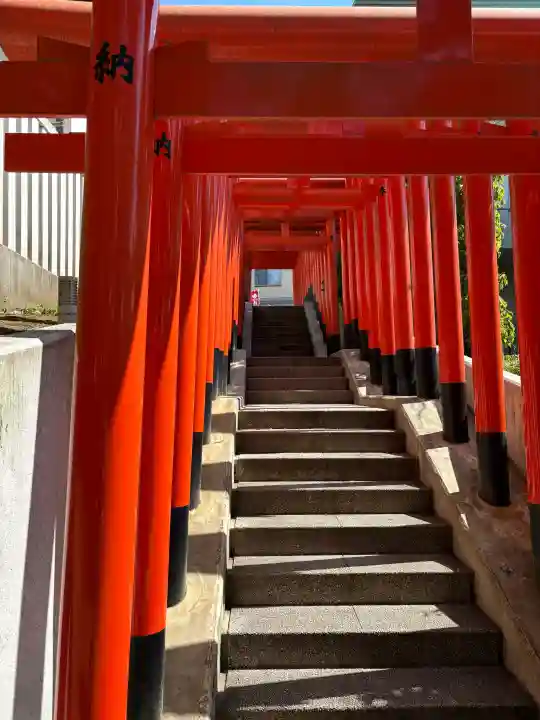 神鳥前川神社の{uncategorized: "未分類", other: "その他", undefined: "問題あり", building: "その他建物", grave: "お墓", sacred_gate: "鳥居", guardian: "狛犬", statue: "像", buddha: "仏像", history: "歴史", nature: "自然", garden: "庭園", animal: "動物", pagoda: "塔", temizu: "手水舎", mountain_gate: "山門・神門", sanctuary: "本殿・本堂", subordinate: "末社・摂社", art: "芸術", scenery: "景色", jizo: "地蔵", ema: "絵馬", goshuin: "御朱印", omikuji: "おみくじ", items: "授与品その他", amulet: "お守り", goshuincho: "御朱印帳", eats: "食事", festival: "お祭り", votive_dance: "神楽", shichigosan: "七五三参", wedding: "結婚式", experience: "体験その他", initially: "初詣", around: "周辺", anti_infection: "感染症対策"}