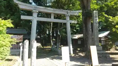 都々古別神社(八槻)の鳥居